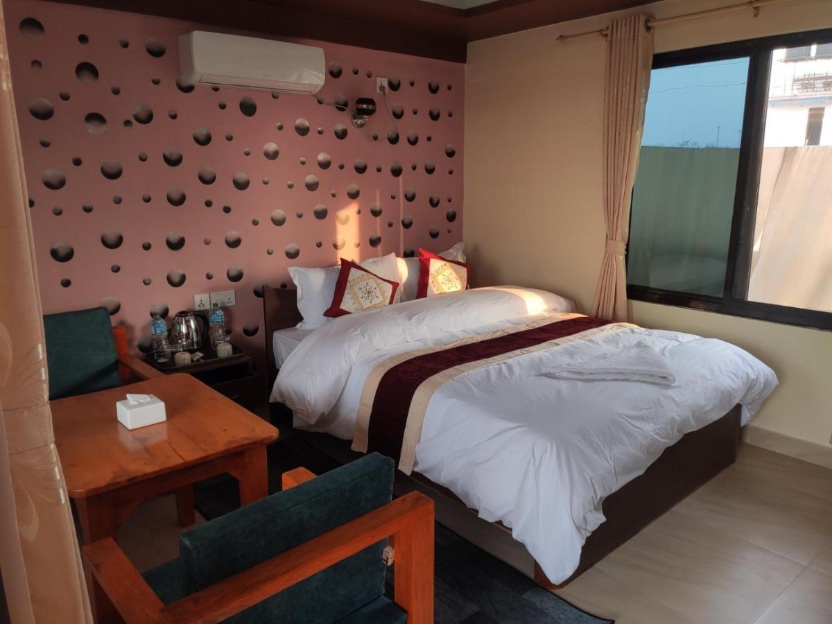 Peacock - A Family-Run Hotel سوراها المظهر الخارجي الصورة